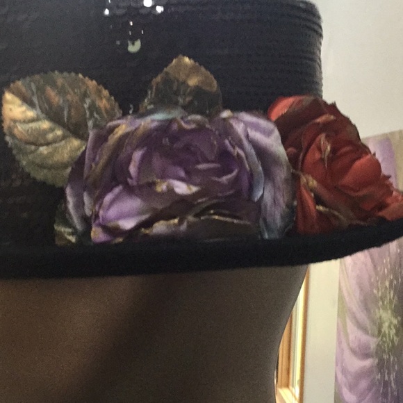Yehasso woman’s sequined black hat - Picture 7 of 7